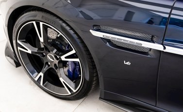 Aston Martin Vanquish S Volante 26