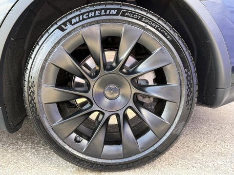 Tesla Model Y (Dual Motor) Long Range SUV 5dr Electric Auto 4WDE (384 bhp) 16