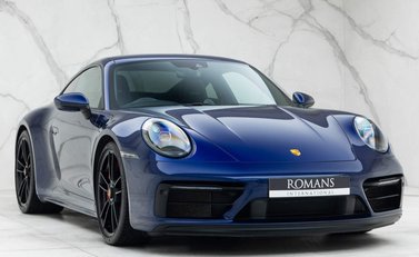 Porsche 911 Carrera GTS (992) 6