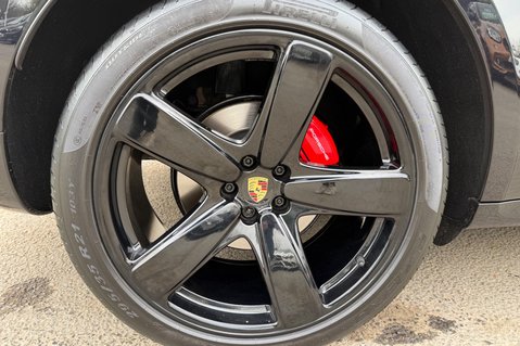 Porsche Macan GTS PDK -21 INCH ALLOYS -ELECTRIC TOWBAR -BOSE -SPORTS CHRONO -PDLS PLUS 64