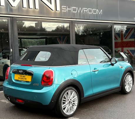 Mini Convertible Cooper 1.5 Chili / Media - SAT NAV + MINI CONNECTED + 17" ALLOYS 18