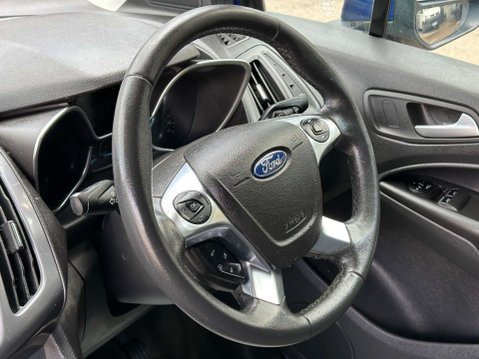 Ford Transit Connect 1.6 TDCi 200 Limited L1 H1 5dr 30