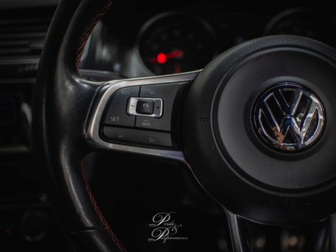Volkswagen Golf 2.0 Golf GTi Semi-Auto 3dr 34