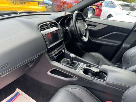 Jaguar F-Pace 2.0 D165 R-Sport Euro 6 (s/s) 5dr 33
