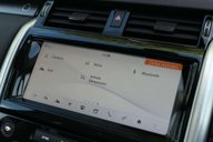 Land Rover Discovery TD6 HSE 48