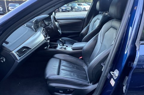 BMW 5 Series 520D M SPORT TOURING - JUST ARRIVED -PAN ROOF -CAMERA -19 INCH ALLOYS 6