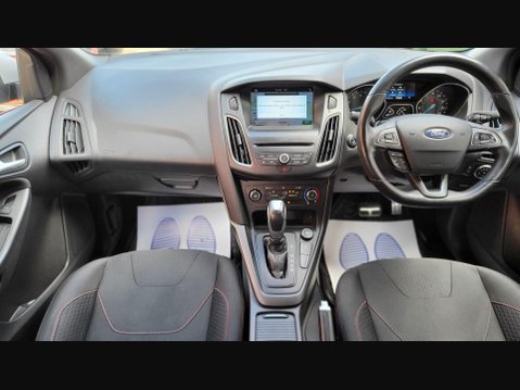 Ford Focus ST-LINE 11