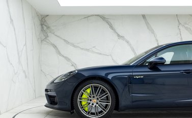 Porsche Panamera Turbo S E-Hybrid Sport Turismo 26