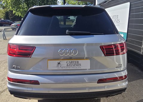 Audi Q7 3.0 TDI V6 S line SUV 5dr Diesel Tiptronic quattro Euro 6 (s/s) (272 ps) 7