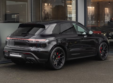 Porsche Macan GTS 4