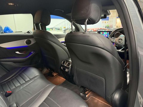 Mercedes-Benz GLC 2.0 GLC220d AMG Line (Premium) Coupe 5dr Diesel G-Tronic+ 4MATIC Euro 6 (s/ 39
