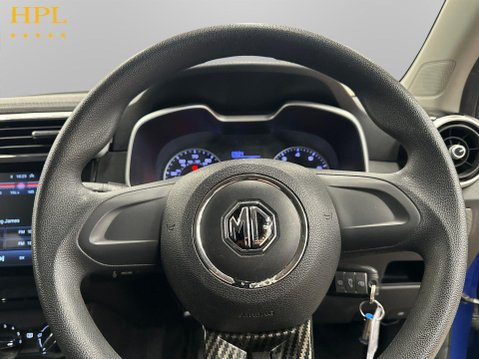 MG ZS 1.5 VTi-TECH Explore SUV 5dr Petrol Manual Euro 6 (s/s) (106 ps) Air Con - 13