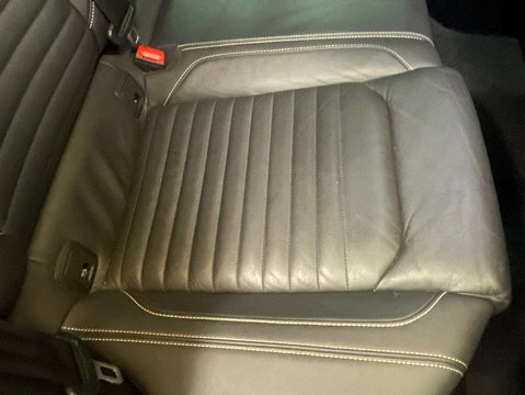 Volkswagen Passat 1.6 Passat SEL TDI Semi-Auto 4dr 28