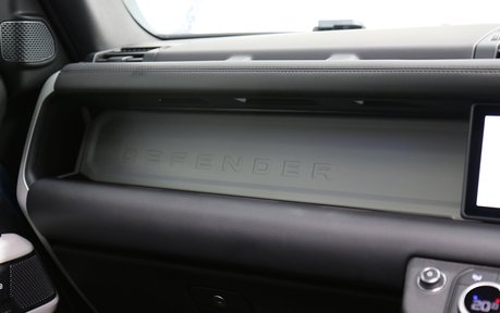 Land Rover Defender 110 D250 x-Dynamic HSE - 1 Owner 26