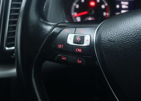 Volkswagen Sharan 1.4 Sharan SE Nav TSi Semi-Auto 5dr 34