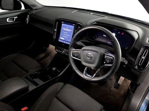 Volvo XC40 Recharge 69kWh Core SUV 5dr Electric Auto (231 ps) Cruise Control - DAB Ra 12