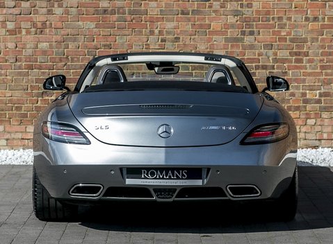 Mercedes-Benz SLS GT Roadster 7
