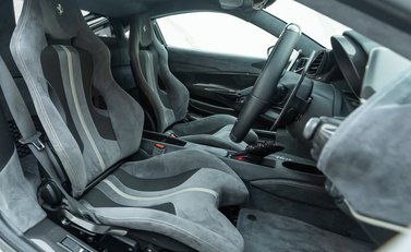 Ferrari 488 Pista 14