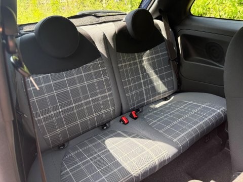 Fiat 500 LOUNGE MHEV 17