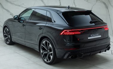 Audi RS Q8 VORSPRUNG 12
