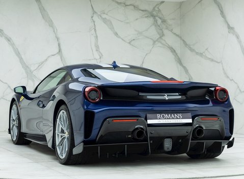 Ferrari 488 Pista 3