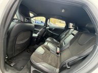Volvo V40 T2 R-DESIGN 11