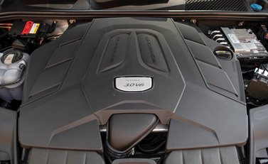 Porsche Cayenne Coupé 29