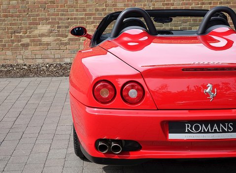 Ferrari 550 Barchetta Pininfarina LHD 17