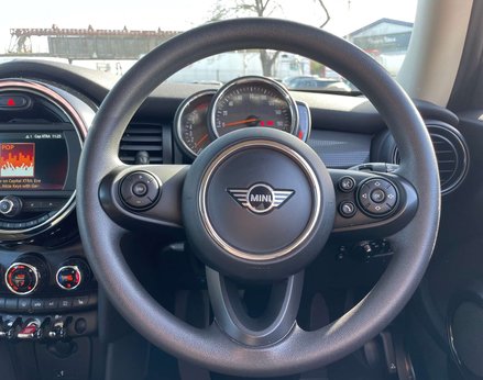 Mini Hatch 1.5 Cooper Classic 3dr 19