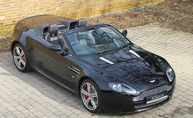 Aston Martin V8 Vantage N400 Roadster 4