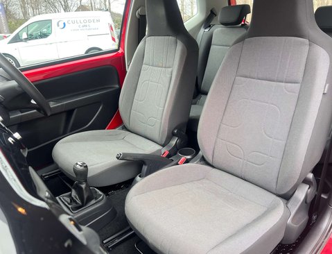 Volkswagen Up 1.0 Move Up 3dr 32