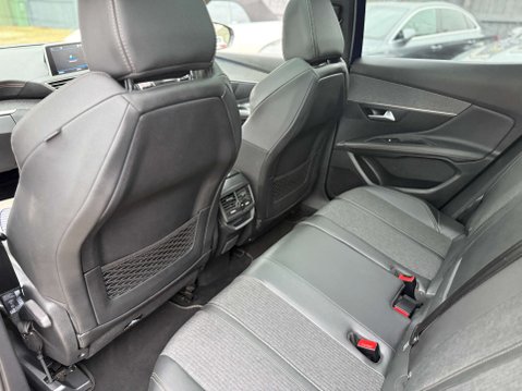 Peugeot 3008 1.2 3008 GT Line Premium PureTech S/S Auto 5dr 54