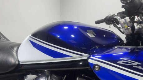 Suzuki Bandit 1200 2005 ONLY 21K NEW MOT SERVICED VERY CLEAN ICONIC MK2 NAKED 21