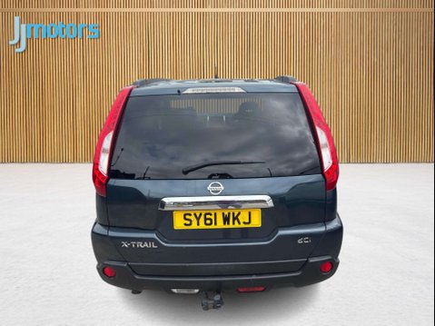 Nissan X-Trail 2.0 dCi Tekna SUV 5dr Diesel Manual 4WD Euro 5 (173 ps) 5