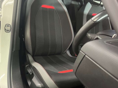 Vauxhall Mokka 1.2 Mokka SRi Premium T Auto 5dr 10