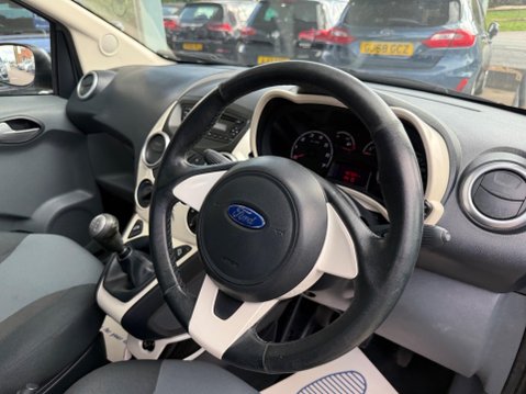 Ford Ka 1.2 Zetec Euro 5 (s/s) 3dr 35