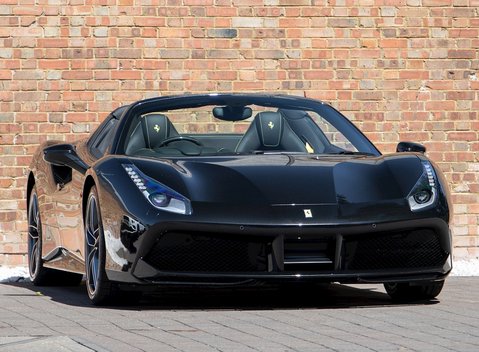 Ferrari 488 Spider 1