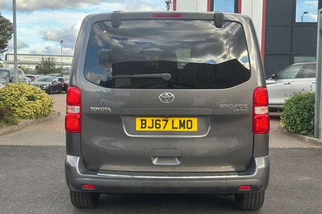Toyota Proace Verso 2.0D Family Medium MPV 5dr Diesel Auto MWB Euro 6 (s/s) (8 Seat) (180 ps) 5