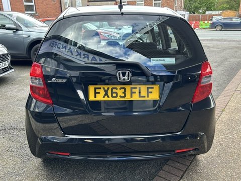 Honda Jazz I-VTEC SE 4