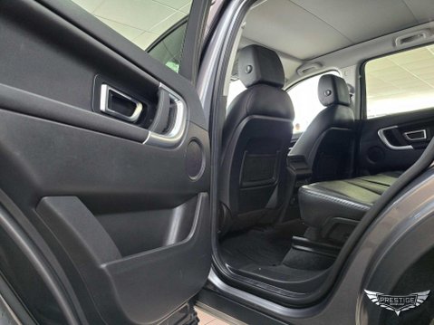 Land Rover Discovery Sport 2.0 TD4 SE Tech Auto 4WD Euro 6 (s/s) 5dr 51