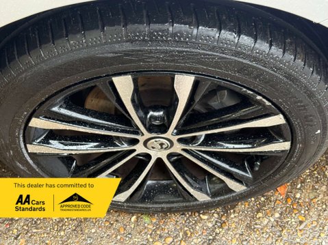 Vauxhall Insignia 1.5 Insignia Design TD 5dr 21