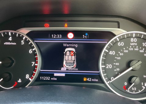 Nissan Juke DIG-T N-CONNECTA 26