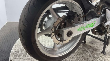 Yamaha FZ 600 2004 31K MOT RECENTLY SERVICED 600CC FULL LUGGAGE 32