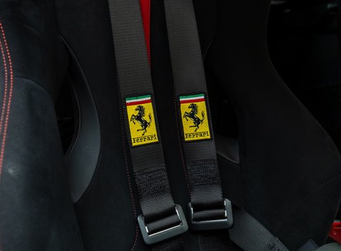 Ferrari 488 Pista 19