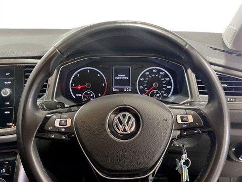 Volkswagen T-Roc 1.6 TDI SE SUV 5dr Diesel Manual Euro 6 (s/s) (115 ps) Air Con - Alloys - D 13