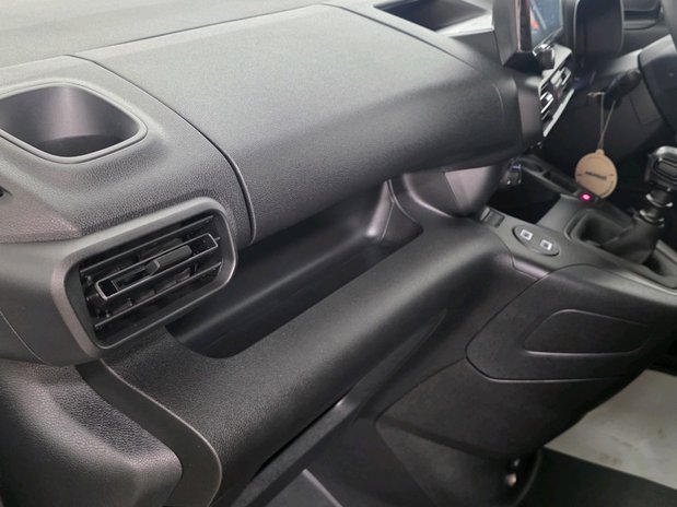 Citroen Berlingo BERLINGO XL DIESEL 1.5 Blue HDi 100ps Van Driver 15