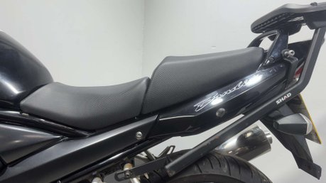 Suzuki Bandit 650 GSF 2006 9K GOOD LOOKING PROJECT BIKE / BARN FIND NAKED 650CC A2 8