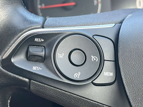Vauxhall Grandland X 1.2 Grandland X SE T S/S 5dr *NATIONAL DELIVERY* 39