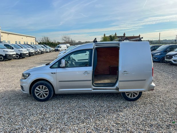 Volkswagen Caddy SWB L1H1 Low Roof Highline C20 Air Con Alloys Sensors EURO 6 NO VAT 11