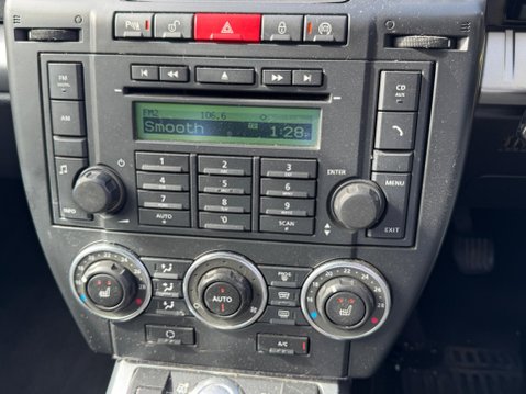 Land Rover Freelander 2 2.2 TD4 XS 4WD Euro 5 (s/s) 5dr 10